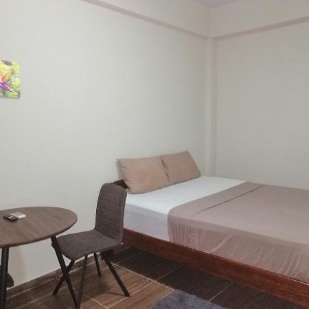 Waterland Suites 帕拉马里博 外观 照片