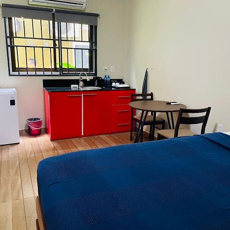 Waterland Suites 帕拉马里博 外观 照片
