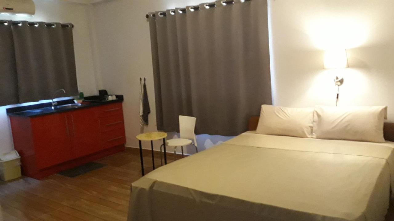 Waterland Suites 帕拉马里博 外观 照片