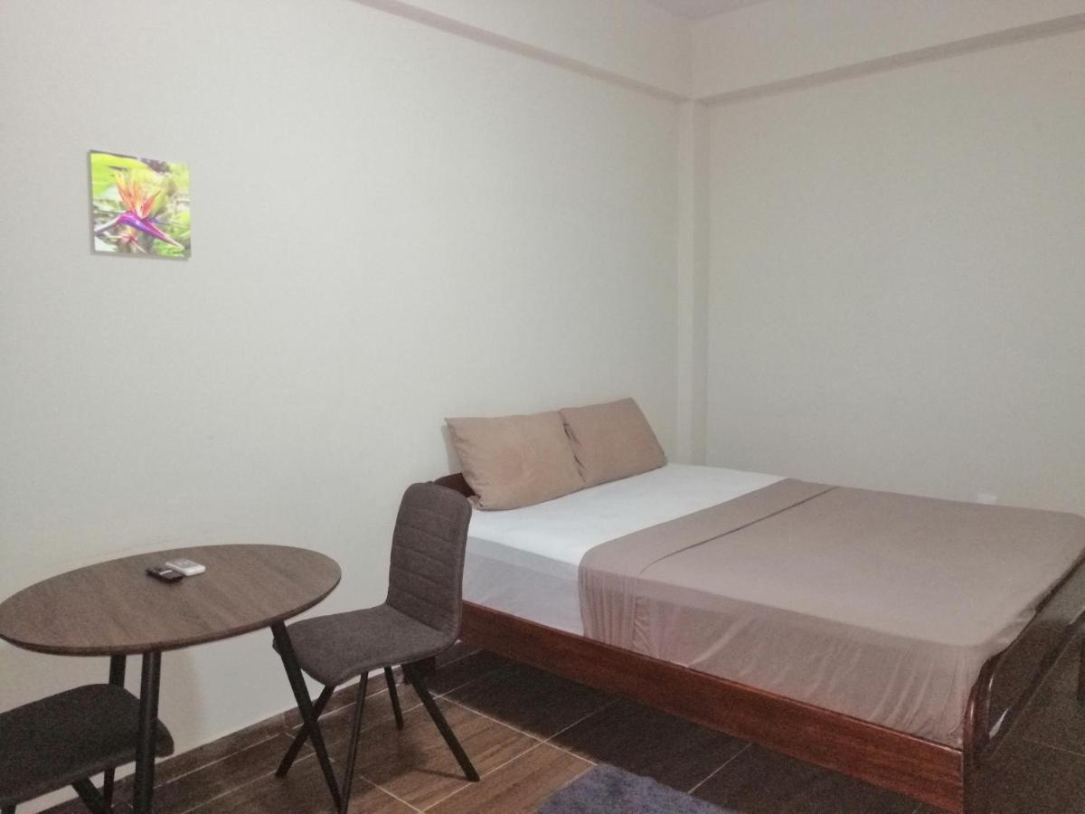 Waterland Suites 帕拉马里博 外观 照片