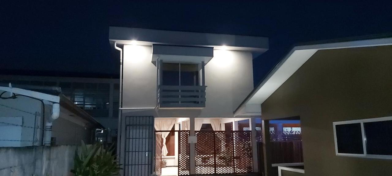Waterland Suites 帕拉马里博 外观 照片