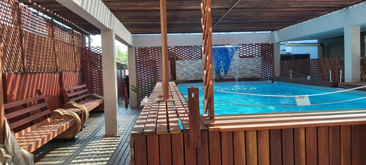 Waterland Suites 帕拉马里博 外观 照片